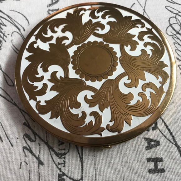Vintage Compact Mirror - Picture 4 of 4